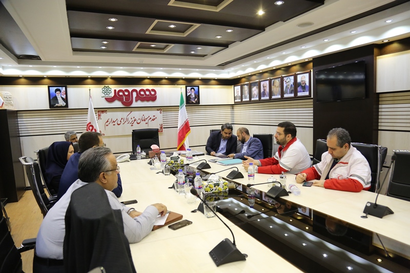 مشارکت شهروند با جمعیت هلال احمر در طرح بسیج اجتماعی شهروندان 