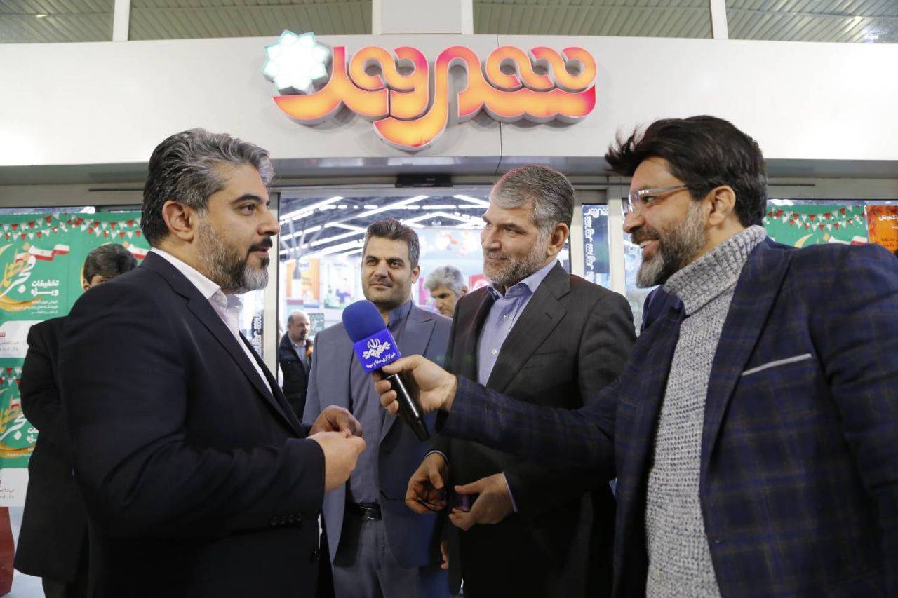 بازدید وزیر جهاد کشاورزی از روند اجرای طرح فروش ویژه «از فجر تا فطر» در فروشگاه شهروند بیهقی؛