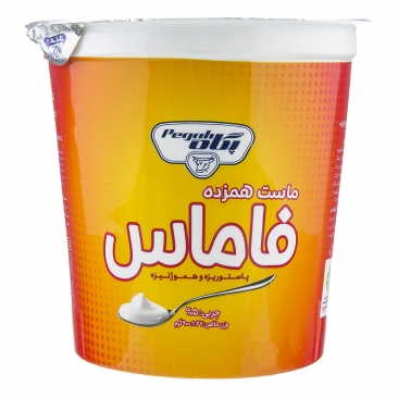 ماست همزده طعم دار پرچرب 900 گرمی پگاه